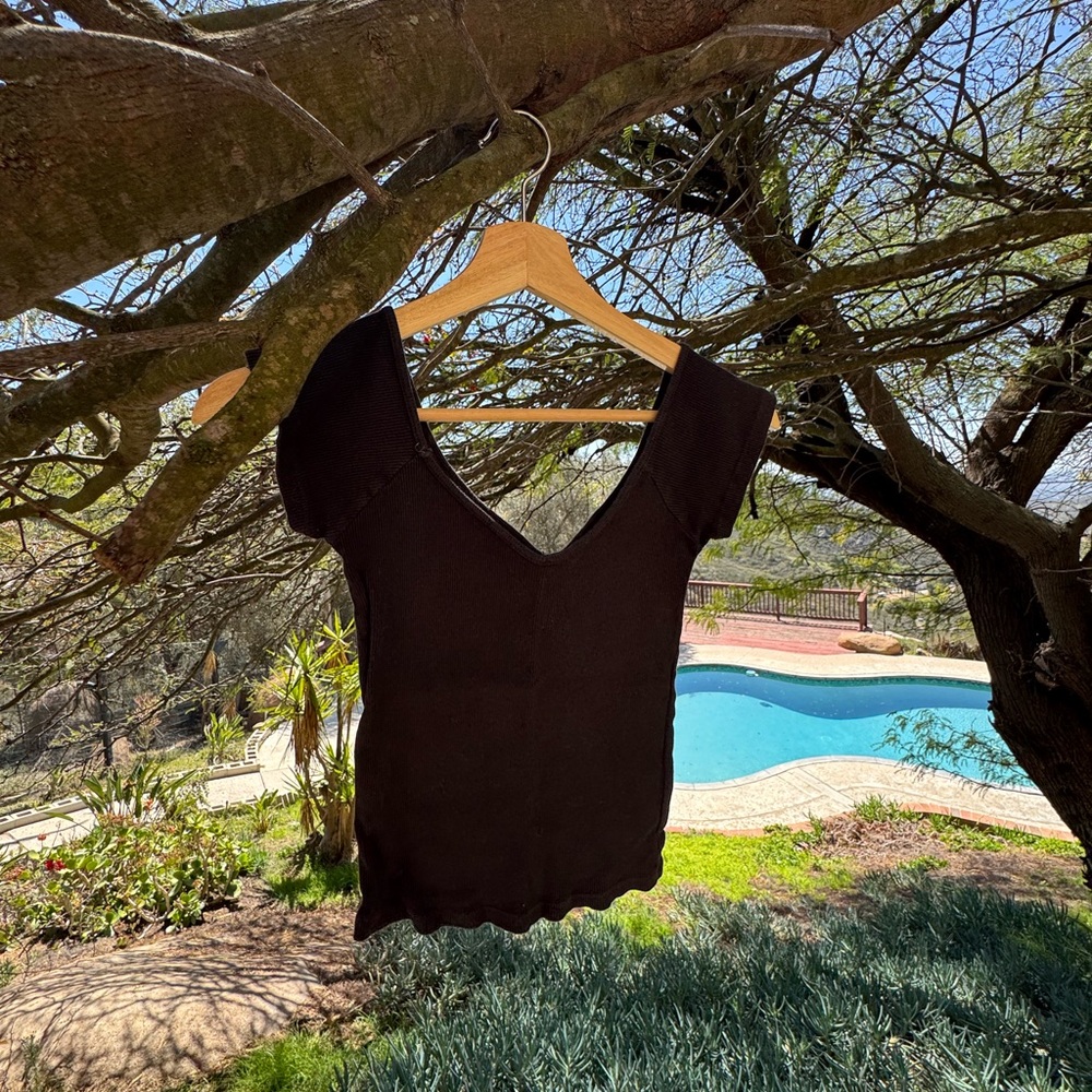 brandy melville | black off the shoulder tee